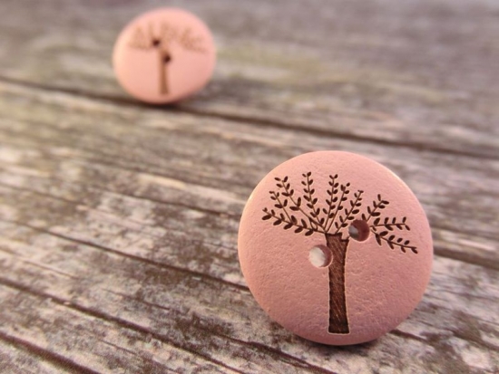 Preview: Baum Knopf Ohrstecker Holz Button wood tree rosa